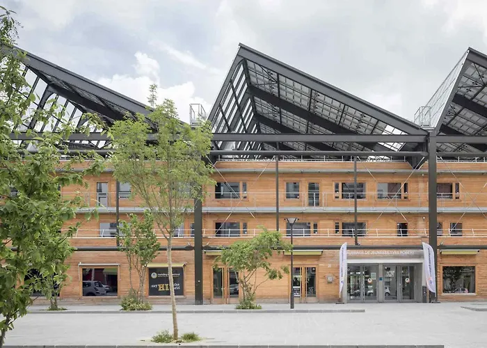 Auberge De Jeunesse Hi Paris Yves Robert